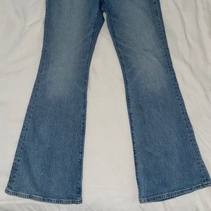Madewell Perfect Vintage FlareJeans in size 26